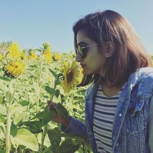 Meet your Posher, Devita
